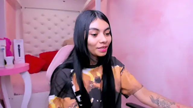 Snapshot of eimmy__skinny chatting on March 27, 8:26 am eimmy skinny online show from March 27, 8:26 am