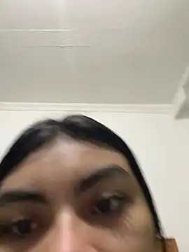 Snapshot of eimmy__skinny chatting on April 16, 11:40 pm eimmy skinny online show from April 16, 11:40 pm