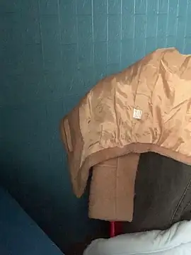 Snapshot of baeas-lan chatting on February 22, 5:51 am baeas-lan online show from February 22, 5:51 am