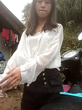 Snapshot of sunae-sex chatting on March 3, 12:17 am sunae-sex online show from March 3, 12:17 am