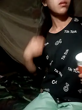 Snapshot of sunae-sex chatting on March 21, 1:37 pm sunae-sex online show from March 21, 1:37 pm