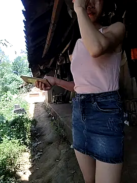 Snapshot of sunae-sex chatting on April 12, 6:07 am sunae-sex online show from April 12, 6:07 am