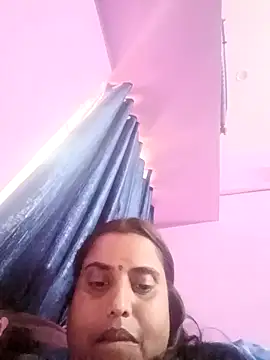 Snapshot of Tamil_Santhiya_ chatting on February 28, 3:29 am Tamil Santhiya online show from February 28, 3:29 am