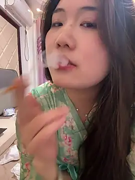 HHll7796 online show from April 28, 2:55 pm