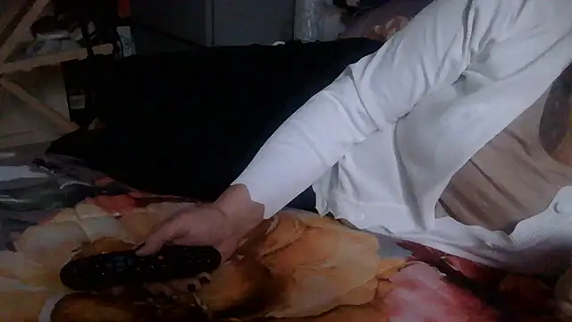 Snapshot of luanahot1 chatting on March 1, 11:23 am luanahot1 online show from March 1, 11:23 am