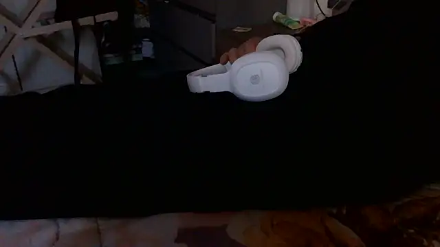 luanahot1 online show from April 4, 2:03 pm