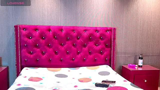 Snapshot of Kinsleybrown chatting on February 25, 4:27 pm Kinsleybrown online show from February 25, 4:27 pm