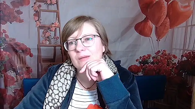 Snapshot of RadaChudna chatting on February 24, 6:00 am RadaChudna online show from February 24, 6:00 am