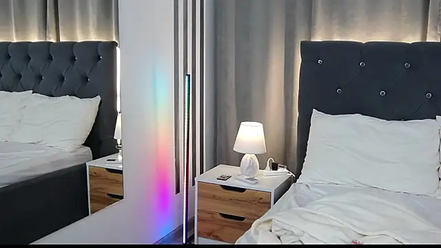 Snapshot of VikkyVonn chatting on July 17, 10:55 am VikkyVonn online show from July 17, 10:55 am