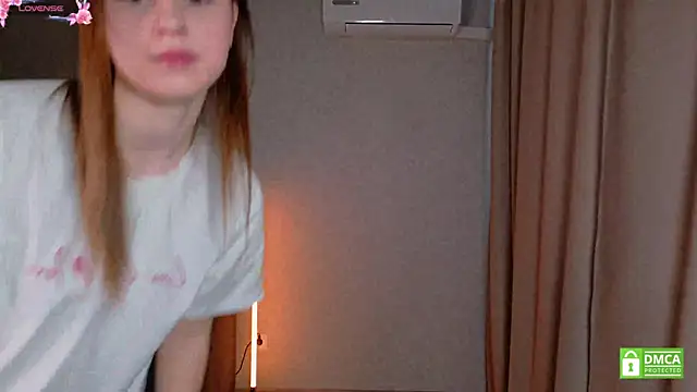 KateNickson online show from April 10, 5:12 am