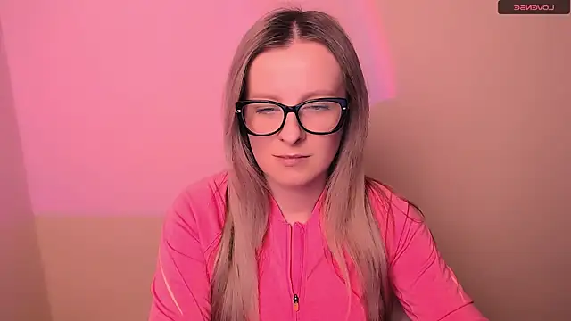 Snapshot of AnnePeach chatting on February 24, 4:27 pm AnnePeach online show from February 24, 4:27 pm