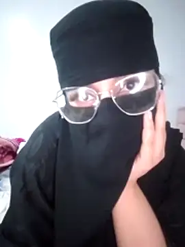 Snapshot of Kawtr9ahbtk chatting on March 2, 8:10 am Kawtr9ahbtk online show from March 2, 8:10 am