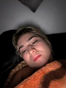 violet-grey online show from April 9, 2:22 pm