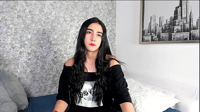 Snapshot of Anika_H chatting on April 4, 12:02 pm Anika H online show from April 4, 12:02 pm