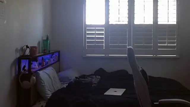 Snapshot of yourmila1 chatting on February 27, 11:16 pm yourmila1 online show from February 27, 11:16 pm