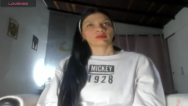 Snapshot of baileyadamms chatting on March 14, 1:55 am baileyadamms online show from March 14, 1:55 am