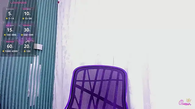 Snapshot of Daniella_Wildx chatting on April 13, 9:53 pm Daniella Wildx online show from April 13, 9:53 pm