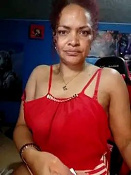 Snapshot of Helensex1 chatting on February 17, 12:29 am Helensex1 online show from February 17, 12:29 am