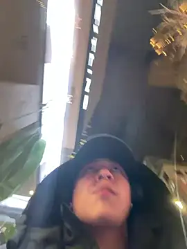 Jhon jairo420zzzz online show from April 6, 2:20 am