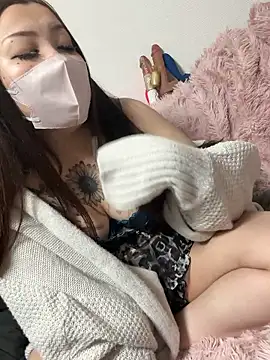 ran cha  online show from February 27, 12:27 pm