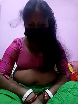 Snapshot of Hot_Rupa5225 chatting on March 29, 10:37 am Hot Rupa5225 online show from March 29, 10:37 am