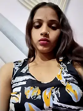 Snapshot of samayra1144 chatting on February 18, 2:13 pm samayra1144 online show from February 18, 2:13 pm