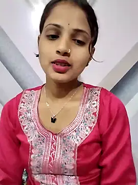 Snapshot of samayra1144 chatting on February 25, 8:57 am samayra1144 online show from February 25, 8:57 am