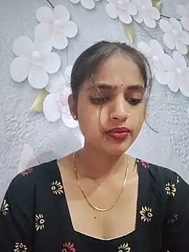 samayra1144 online show from July 6, 7:05 am