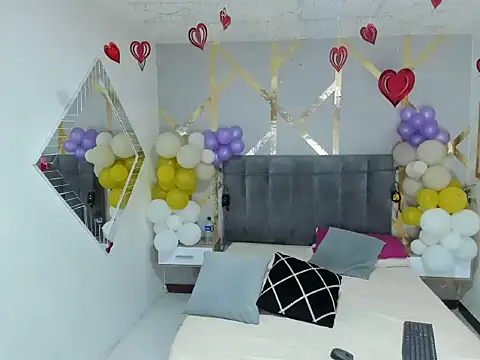 victoriaa tall online show from February 19, 2:51 am