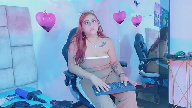 MiiaBlumm  online show from March 7, 4:26 pm