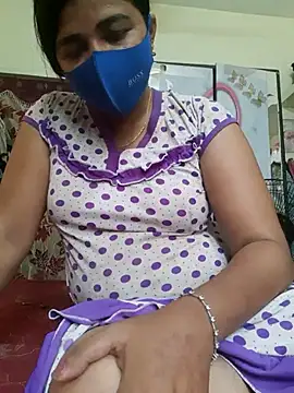 Snapshot of Tamil_Luckly_girl chatting on May 3, 6:30 am Tamil Luckly girl online show from May 3, 6:30 am