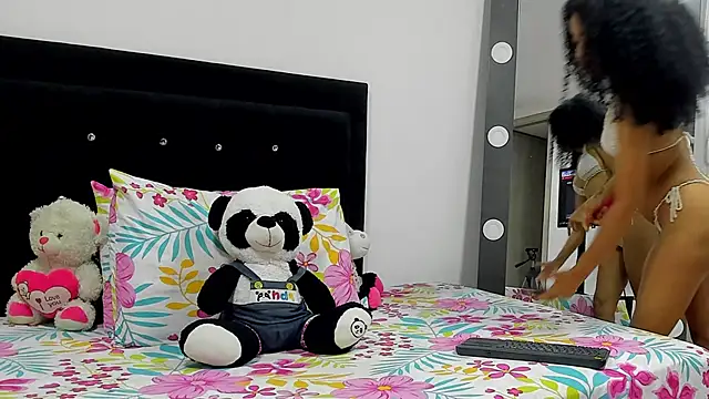 DanielaWane online show from February 26, 11:37 pm