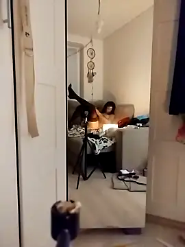 VeraVS online show from March 30, 8:32 pm