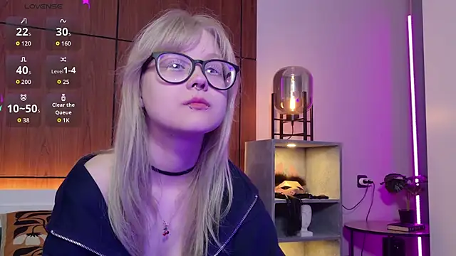 MoliQin online show from April 11, 7:35 am