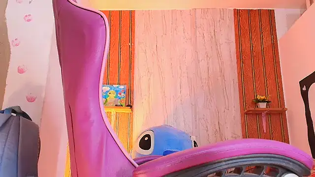 valenttina narvaez online show from March 27, 1:33 pm