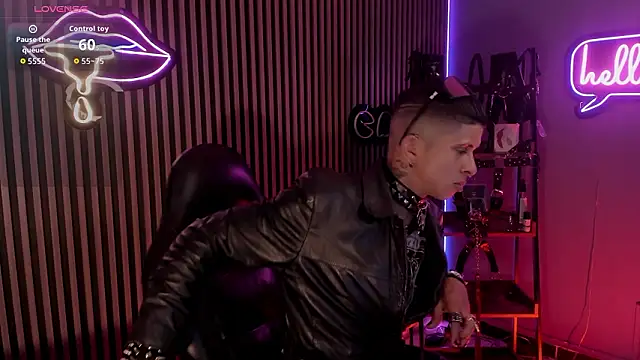 Maximoking26 online show from March 29, 2:11 am