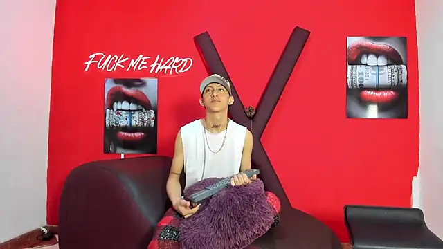 Snapshot of BOYS_PLAY chatting on February 24, 1:20 pm BOYS PLAY online show from February 24, 1:20 pm