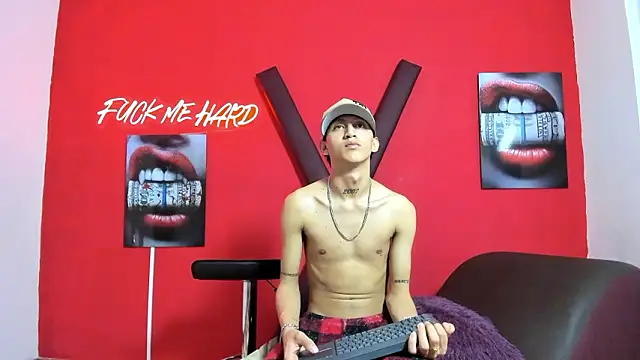 BOYS PLAY online show from March 11, 4:40 am