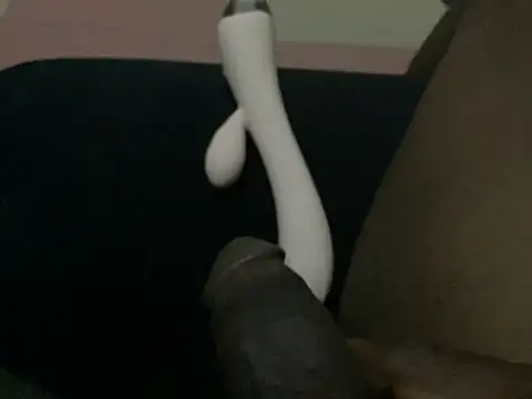 Snapshot of TICKDICK320 chatting on February 17, 9:54 pm TICKDICK320 online show from February 17, 9:54 pm