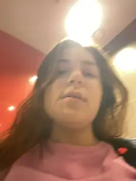 Snapshot of kate_nicepops999114 chatting on February 25, 7:29 am kate nicepops999114 online show from February 25, 7:29 am