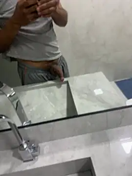twink231 online show from April 26, 11:57 pm
