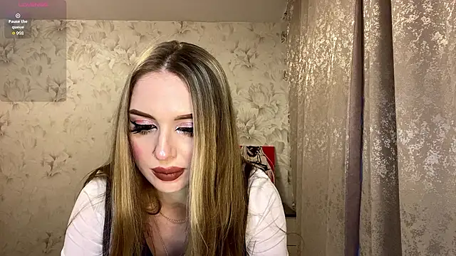 LeaClaerky online show from March 17, 3:15 pm