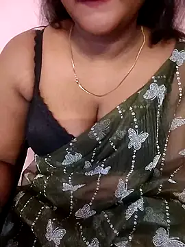 Snapshot of Sravani_ chatting on February 18, 7:15 am Sravani online show from February 18, 7:15 am