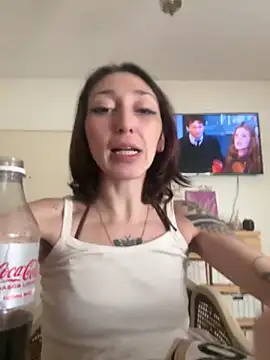 FrutillitaXX online show from February 15, 4:47 pm