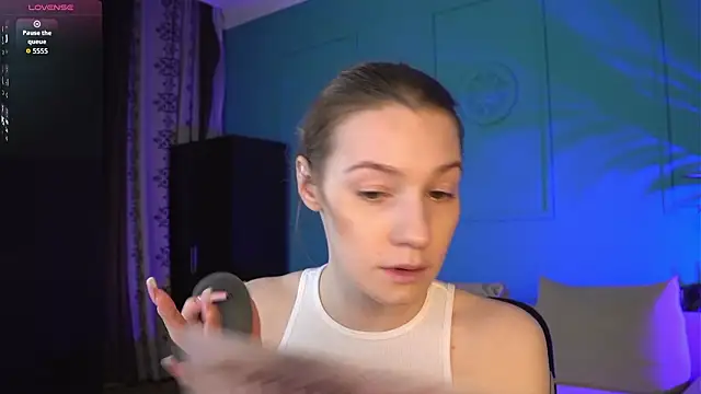 Snapshot of Vanessa__Lui chatting on February 26, 3:55 pm Vanessa Lui online show from February 26, 3:55 pm