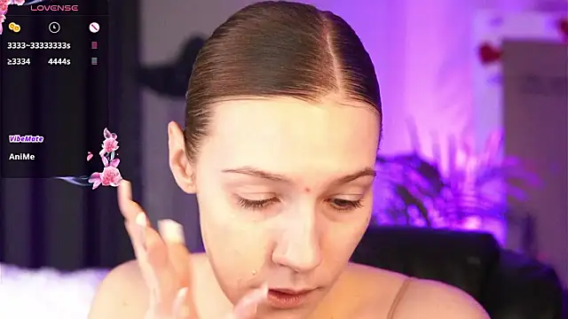 Snapshot of Vanessa__Lui chatting on February 27, 3:23 pm Vanessa Lui online show from February 27, 3:23 pm