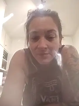 MissBella0969 online show from March 23, 2:48 am