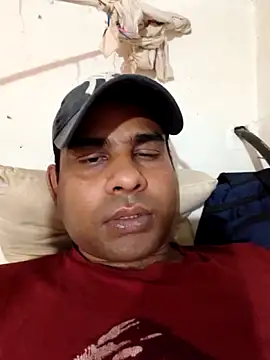 Snapshot of Amina___trans__sexy chatting on February 22, 9:08 am Amina trans sexy online show from February 22, 9:08 am