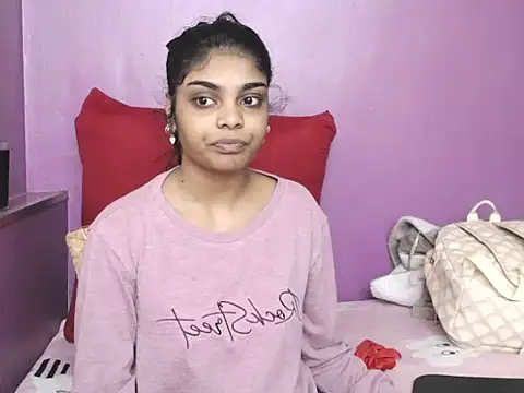 Snapshot of indianicon23 chatting on May 2, 7:24 am indianicon23 online show from May 2, 7:24 am
