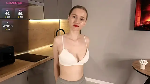 AshleyyJones online show from April 29, 5:52 pm